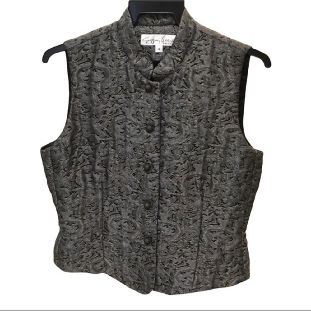 Geoffrey Beene brocade top/vest with interesting buttons 4